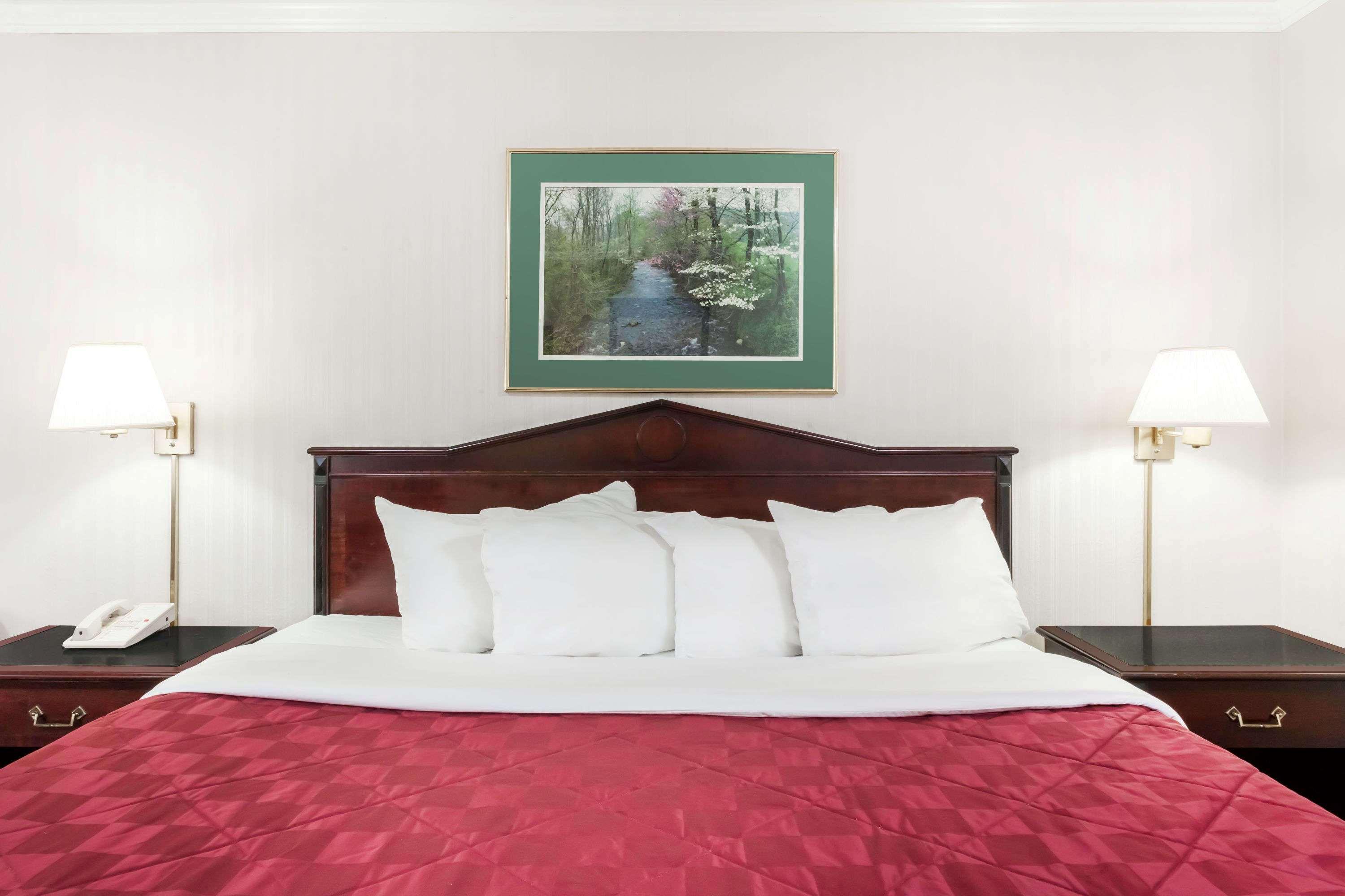 Baymont By Wyndham Queensbury/Lake George Bagian luar foto
