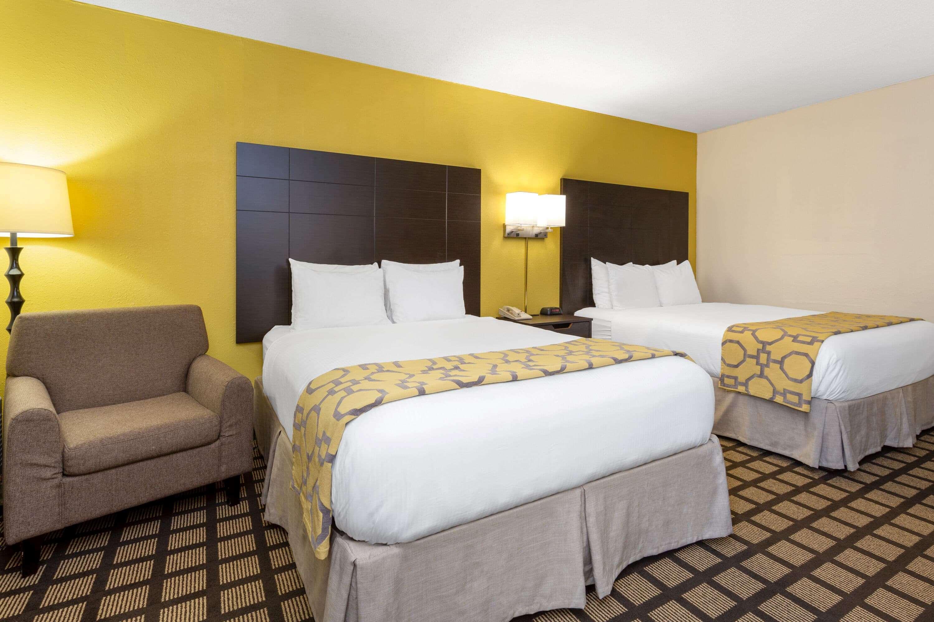 Baymont By Wyndham Queensbury/Lake George Bagian luar foto