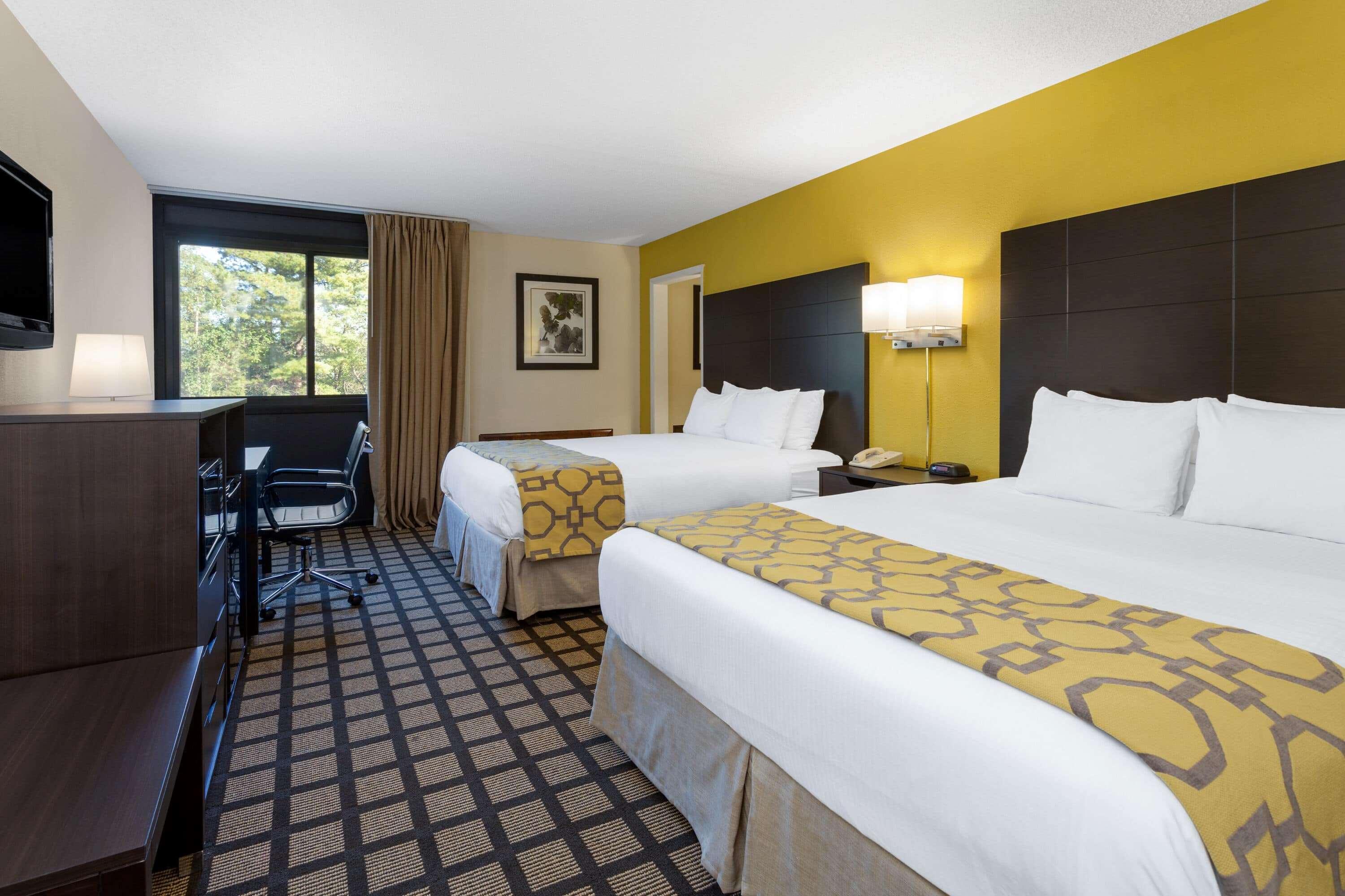 Baymont By Wyndham Queensbury/Lake George Bagian luar foto